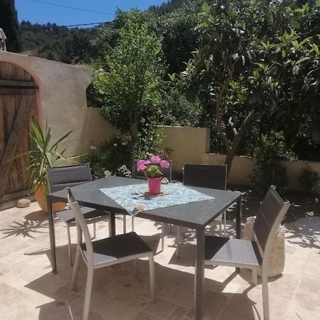 Maison Provencale - 2 Chambres - 2,5Km De La Plage Cassis Bagian luar foto